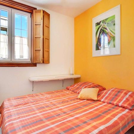 Remarkable 2-Bed House In Arona أرونا المظهر الخارجي الصورة