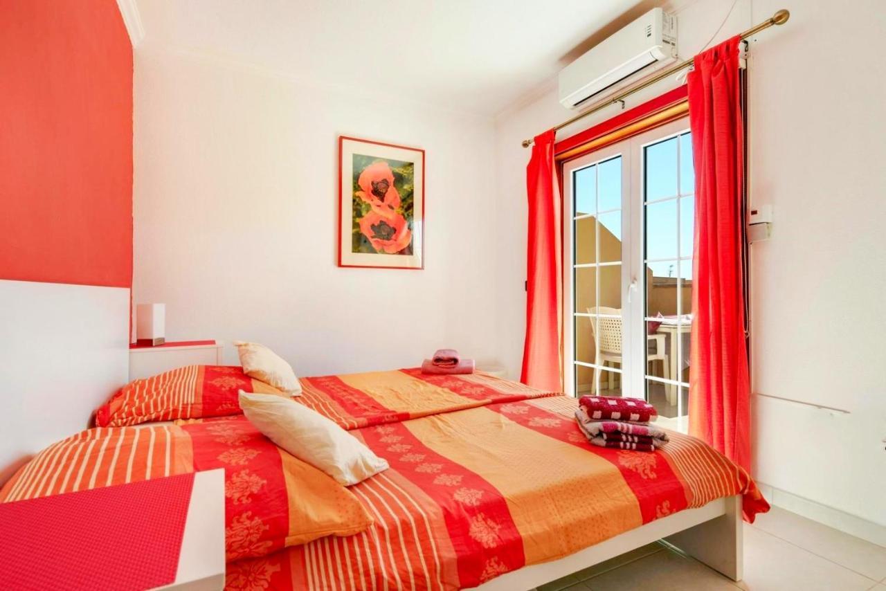 Remarkable 2-Bed House In Arona أرونا المظهر الخارجي الصورة